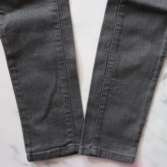 Forever 21 Grey Skinny Jeans - Picture 6 of 9
